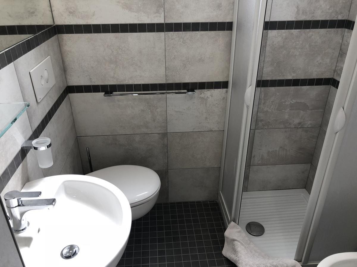 Hotel Monti Riccione Luaran gambar